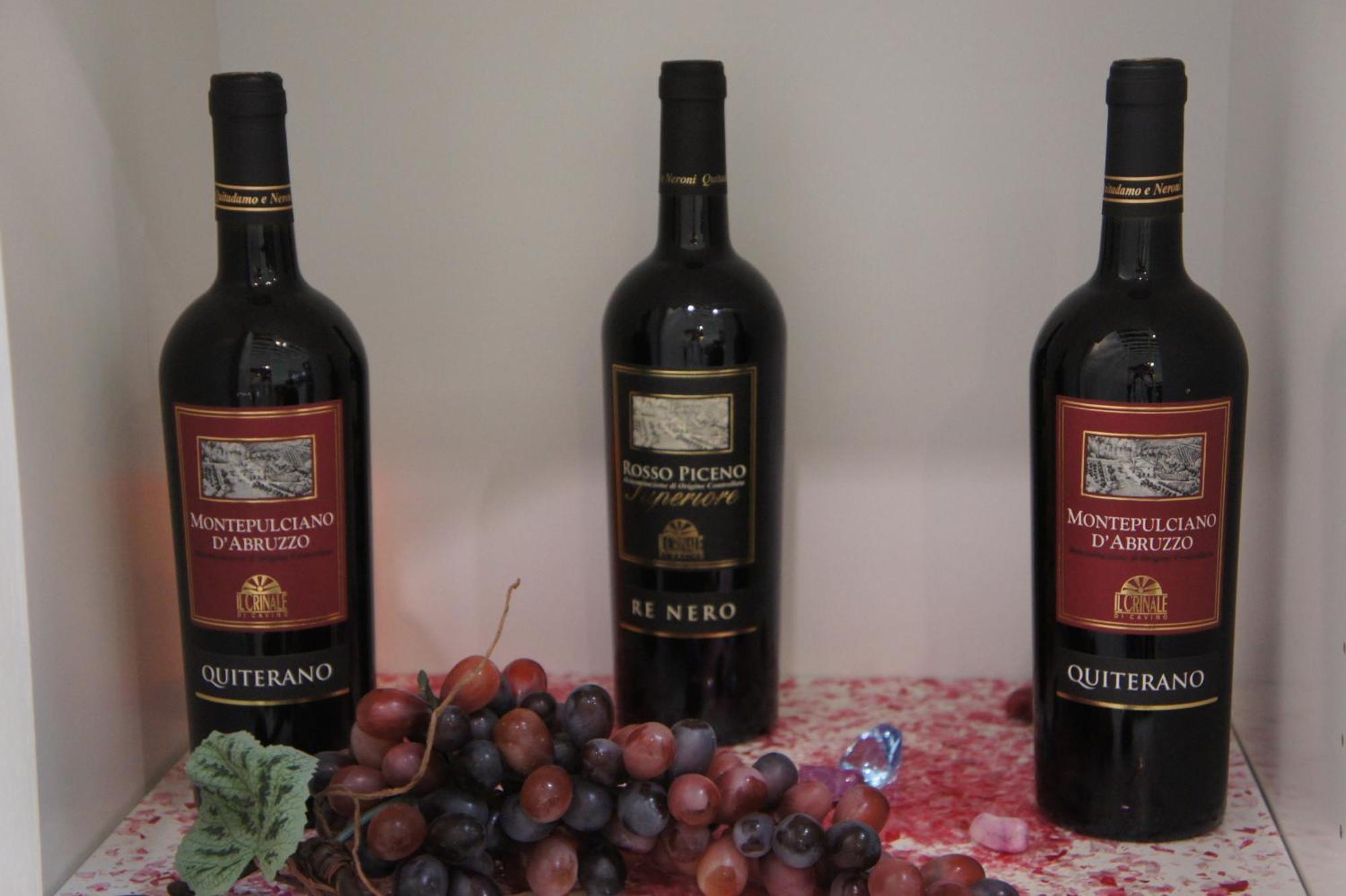 Agriturismo Il Crinale 카스토라노 외부 사진